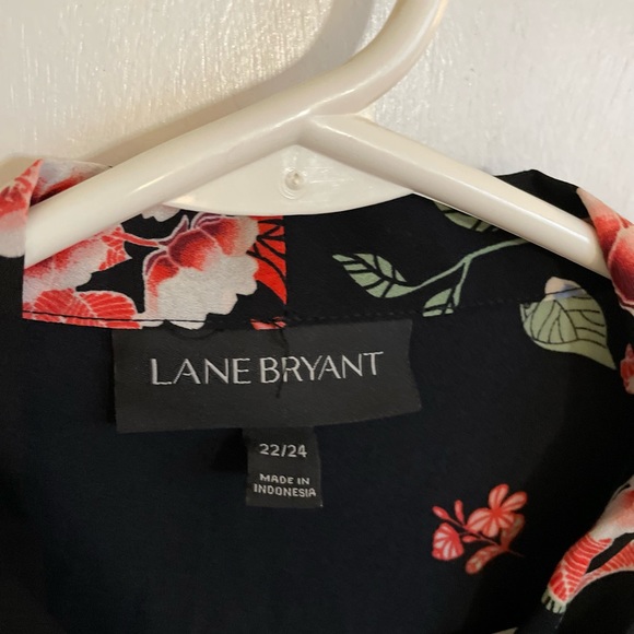 Lane Bryant Floral Tie Front Blouse - Size 22/24 - Picture 4 of 10